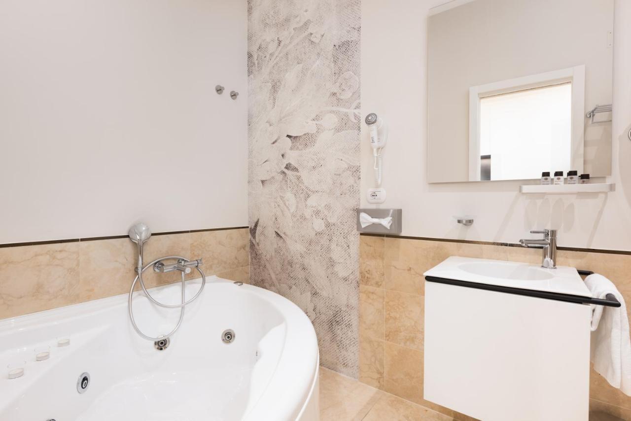 At 41 Hotel Rome Bagian luar foto